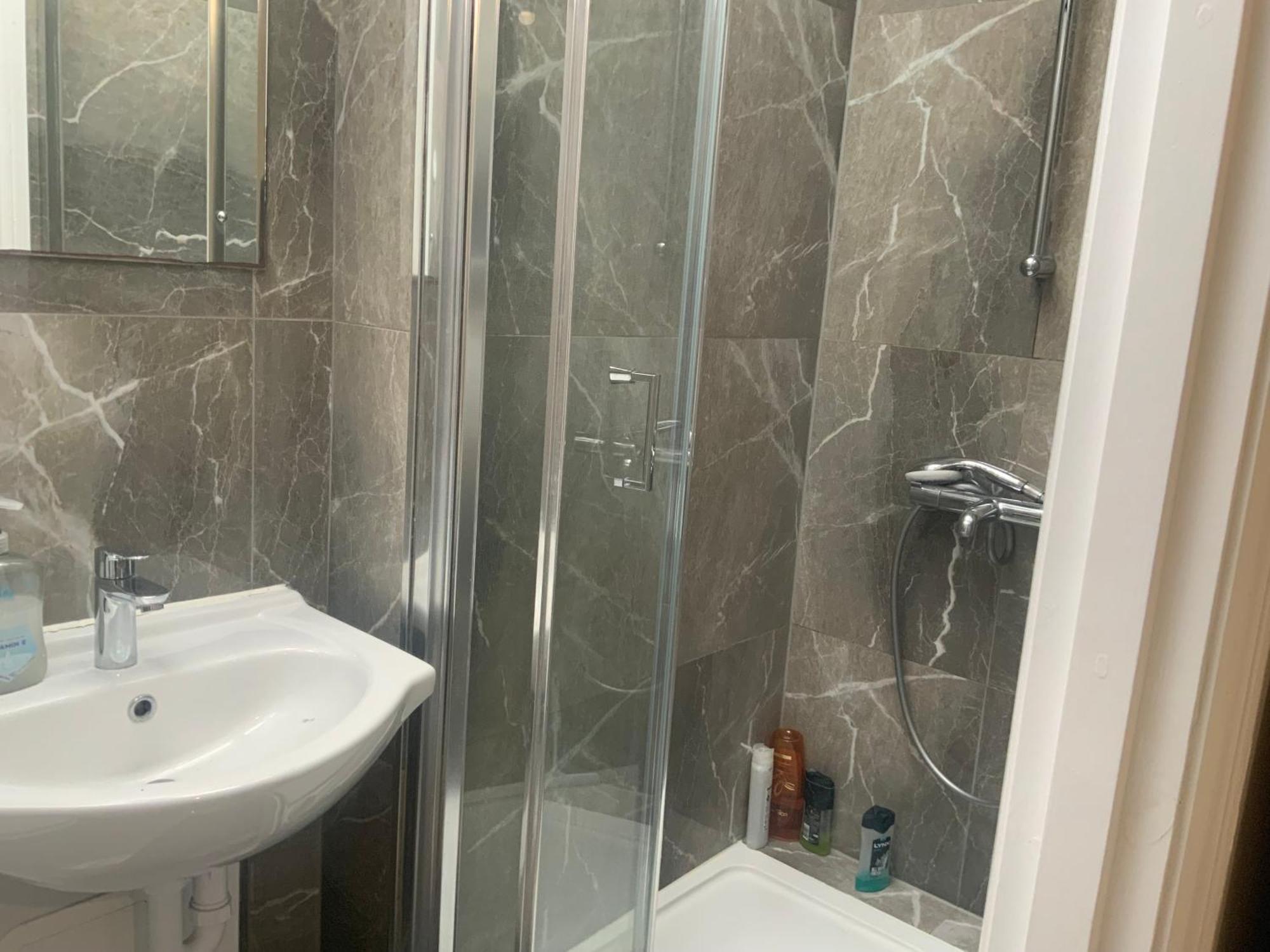 The London En-Suite Ilford Buitenkant foto